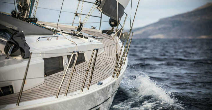 Rent a sailboat in Lavrion Marina - Hanse 508 - 5 cab.