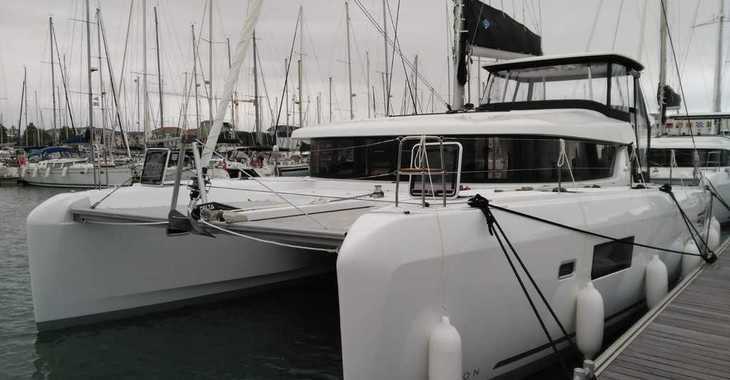 Rent a catamaran in Marina Le Marin - Lagoon 42
