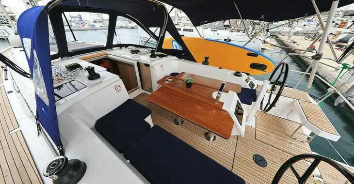 Rent a sailboat in Marina Kornati - Bavaria C38