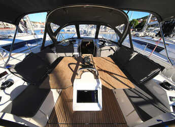 Chartern Sie segelboot in Trogir (ACI marina) - Bavaria C42 Style