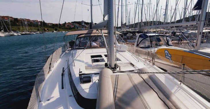 Rent a sailboat in Veruda - Bavaria C50 Style - 4 + 1 cab.
