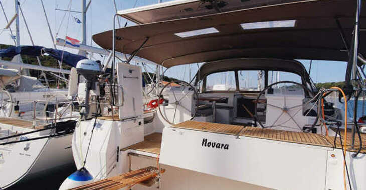 Rent a sailboat in Veruda - Bavaria C50 Style - 4 + 1 cab.