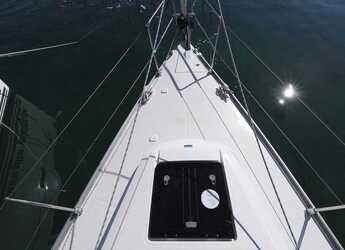 Rent a sailboat in Jezera ACI Marina - Bavaria Cruiser 33