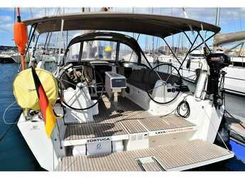 Rent a sailboat in Marina Lanzarote - Dufour 382 GL