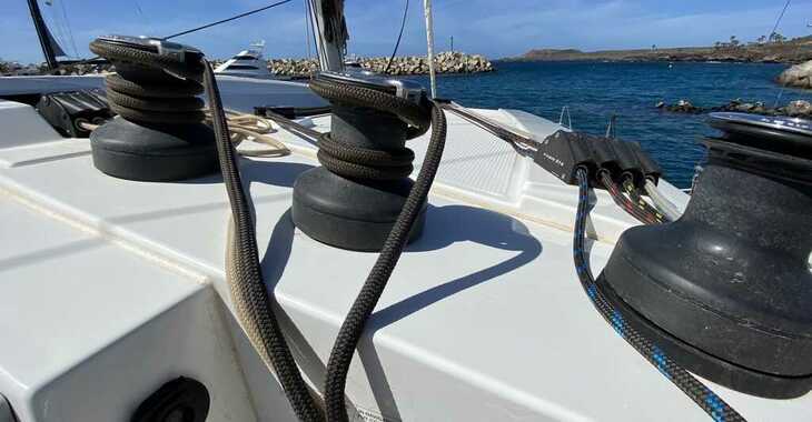 Rent a catamaran in Marina San Miguel - Lucia 40