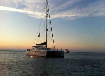 Alquilar catamarán en Club Naútico de Sant Antoni de Pormany - Marquises 56
