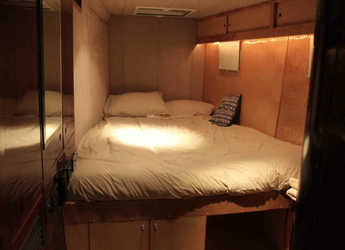 Alquilar catamarán en Club Naútico de Sant Antoni de Pormany - Marquises 56