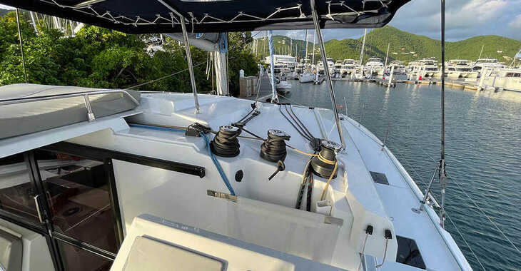 Rent a catamaran in Nanny Cay - Fountaine Pajot Astrea 42