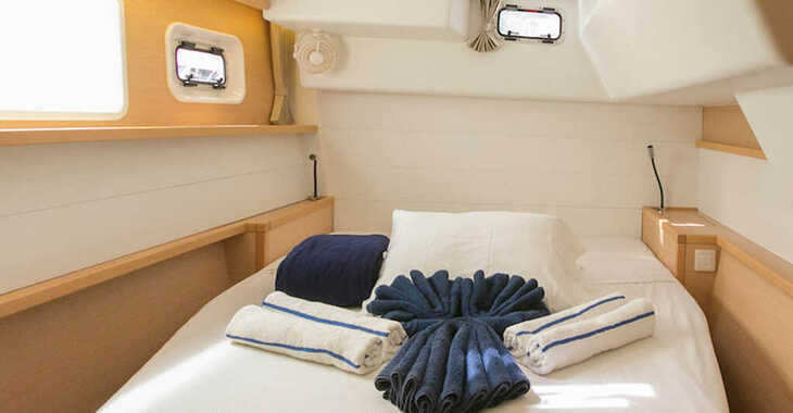 Rent a catamaran in Nanny Cay - Lagoon 450 F - 4 + 2 cab.
