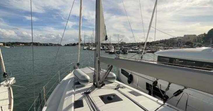 Rent a sailboat in Portocolom - Oceanis 40.1
