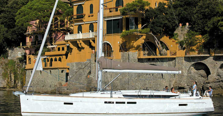 Chartern Sie segelboot in Port of Can Pastilla - Sun Odyssey 519 - 4 + 1 cab.