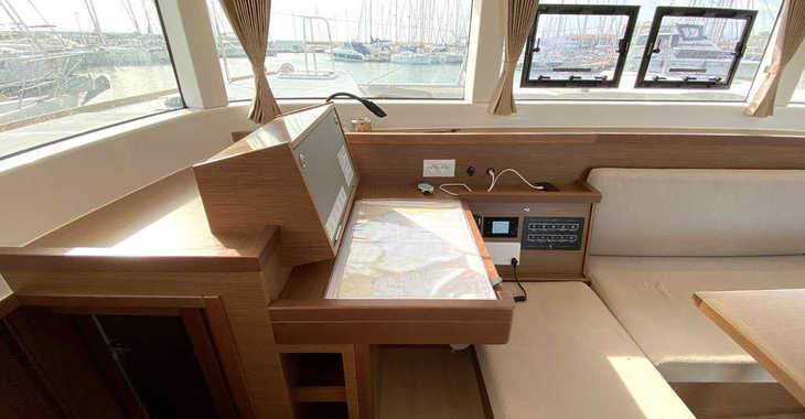 Rent a catamaran in Port of Can Pastilla - Lagoon 40 - 4 + 1 cab.