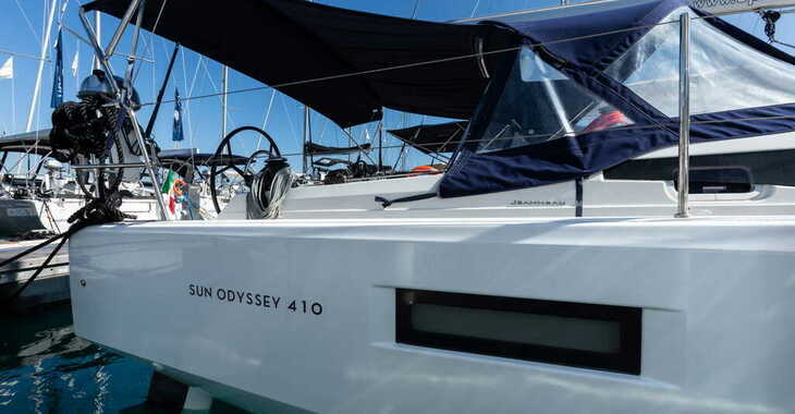 Louer voilier à Porto Olbia - Sun Odyssey 410