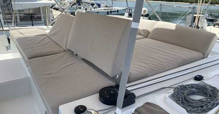 Rent a catamaran in Cala dei Sardi - Lagoon 46 