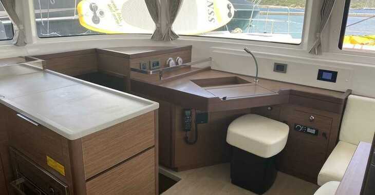 Rent a catamaran in Cala dei Sardi - Lagoon 46 