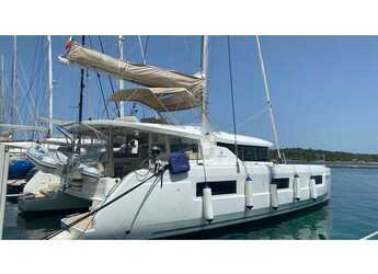 Rent a catamaran in Cala dei Sardi - Lagoon 46 