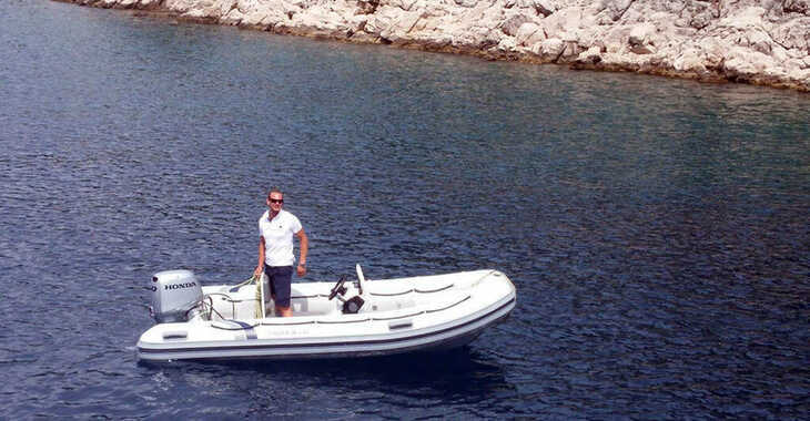 Chartern Sie katamaran in Agios Kosmas Marina - Lagoon 560 S2 - 5 cab.
