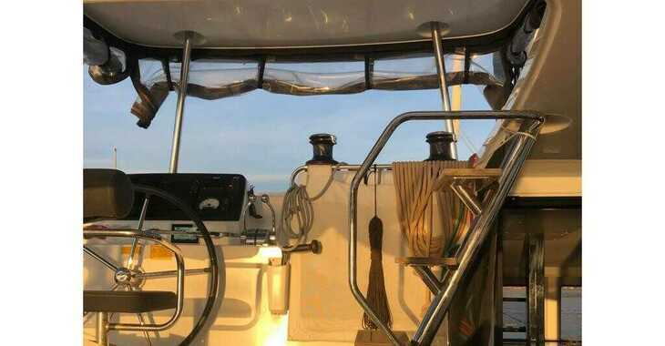 Rent a catamaran in Marina di Portoferraio - Lagoon 42