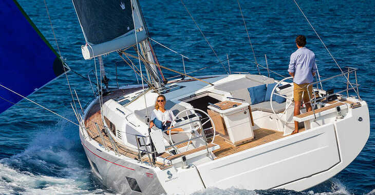 Rent a sailboat in Marina Rogač - Oceanis 46.1
