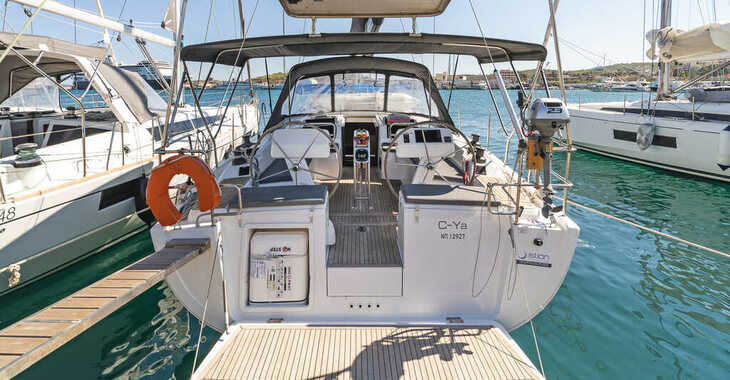Alquilar velero en Lavrion Marina - Hanse 458