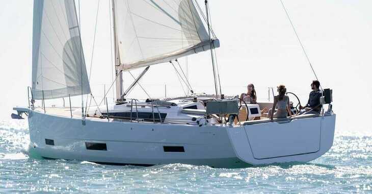 Rent a sailboat in Marina Gouvia - Dufour 390 Grand Large