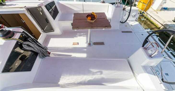 Rent a sailboat in ACI Pomer - Oceanis 38