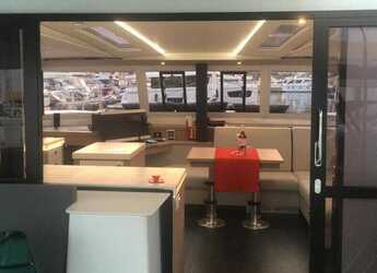 Rent a catamaran in Marina Baotić - Saona 47