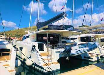Rent a catamaran in Marina Baotić - Saona 47