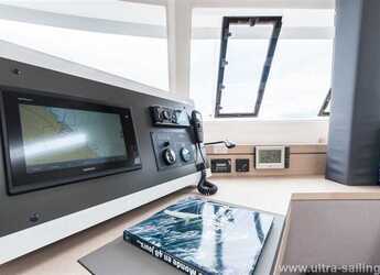 Rent a catamaran in Marina Baotić - Saona 47