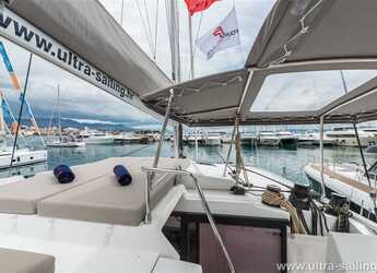 Rent a catamaran in Marina Baotić - Saona 47
