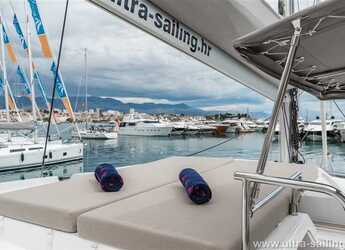 Rent a catamaran in Marina Baotić - Saona 47