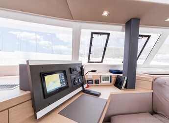 Rent a catamaran in Marina Baotić - Saona 47