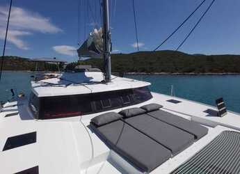 Rent a catamaran in Marina Baotić - Saona 47
