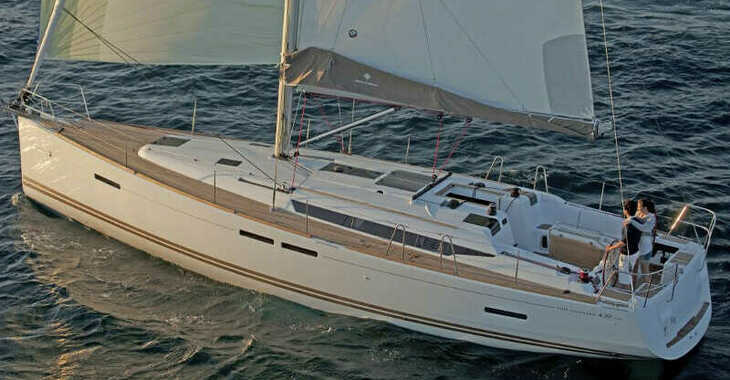 Alquilar velero en Marina d'Arechi - Sun Odyssey 439