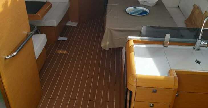 Chartern Sie segelboot in Marina d'Arechi - Sun Odyssey 439
