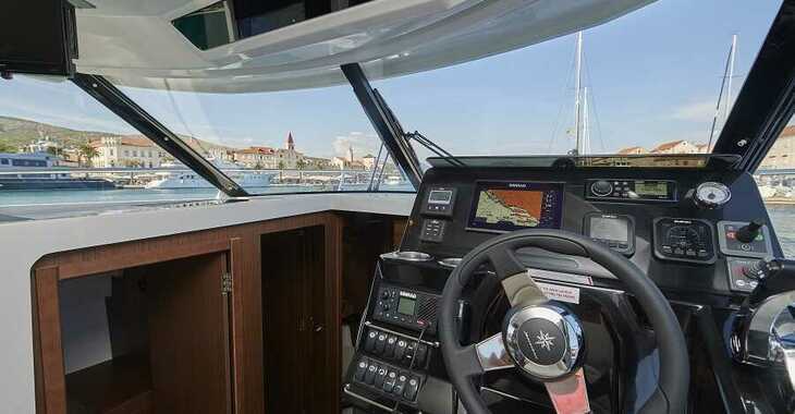 Louer bateau à moteur à Trogir (ACI marina) - Jeanneau Merry Fisher 1095 FLY
