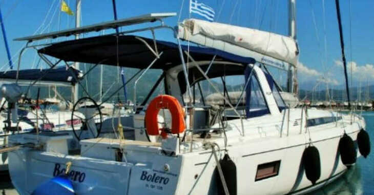 Rent a sailboat in Nidri Marine - Oceanis 51.1