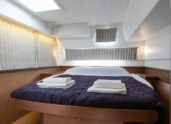 Alquilar catamarán en Nidri Marine - Lagoon 42