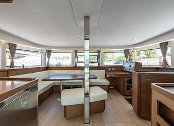 Alquilar catamarán en Nidri Marine - Lagoon 42