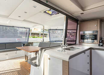 Alquilar catamarán en Nidri Marine - Isla 40