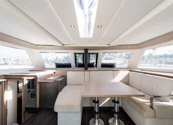 Alquilar catamarán en Nidri Marine - Isla 40