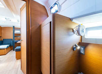 Rent a sailboat in Nidri Marine - Sun Odyssey 410