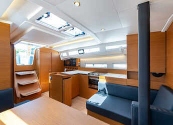 Rent a sailboat in Nidri Marine - Sun Odyssey 410