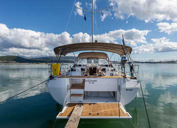 Rent a sailboat in Nidri Marine - Bavaria C45