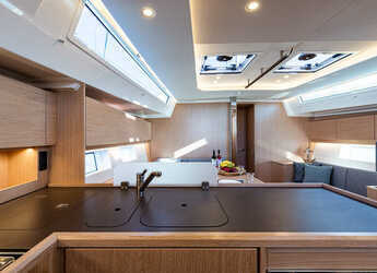 Rent a sailboat in Nidri Marine - Bavaria C45