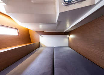 Rent a sailboat in Nidri Marine - Oceanis 51.1