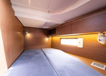 Rent a sailboat in Nidri Marine - Oceanis 51.1