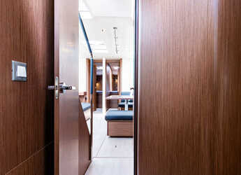 Rent a sailboat in Nidri Marine - Oceanis 51.1