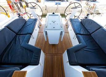 Rent a sailboat in Nidri Marine - Oceanis 51.1