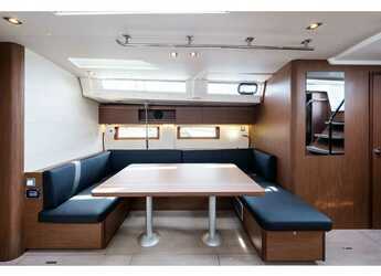 Rent a sailboat in Nidri Marine - Oceanis 51.1